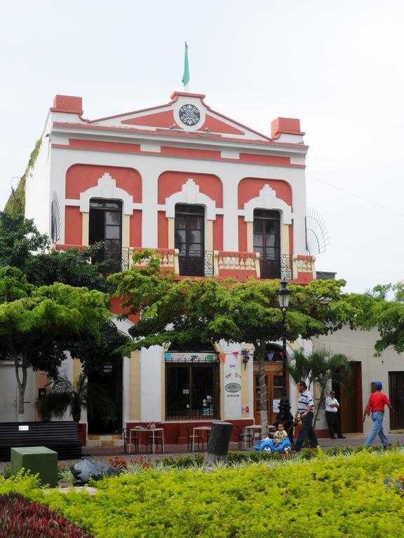 Hotel Machado 马萨特兰 外观 照片